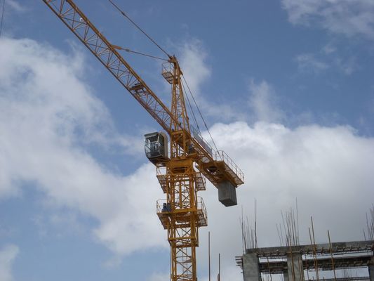 Καλή τιμή Χωριό κατασκευής 16t 70 μέτρα Πύργος κατασκευής Ανθεκτικός στη σκουριά σε απευθείας σύνδεση